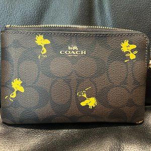 Coach Woodstock Wristlet